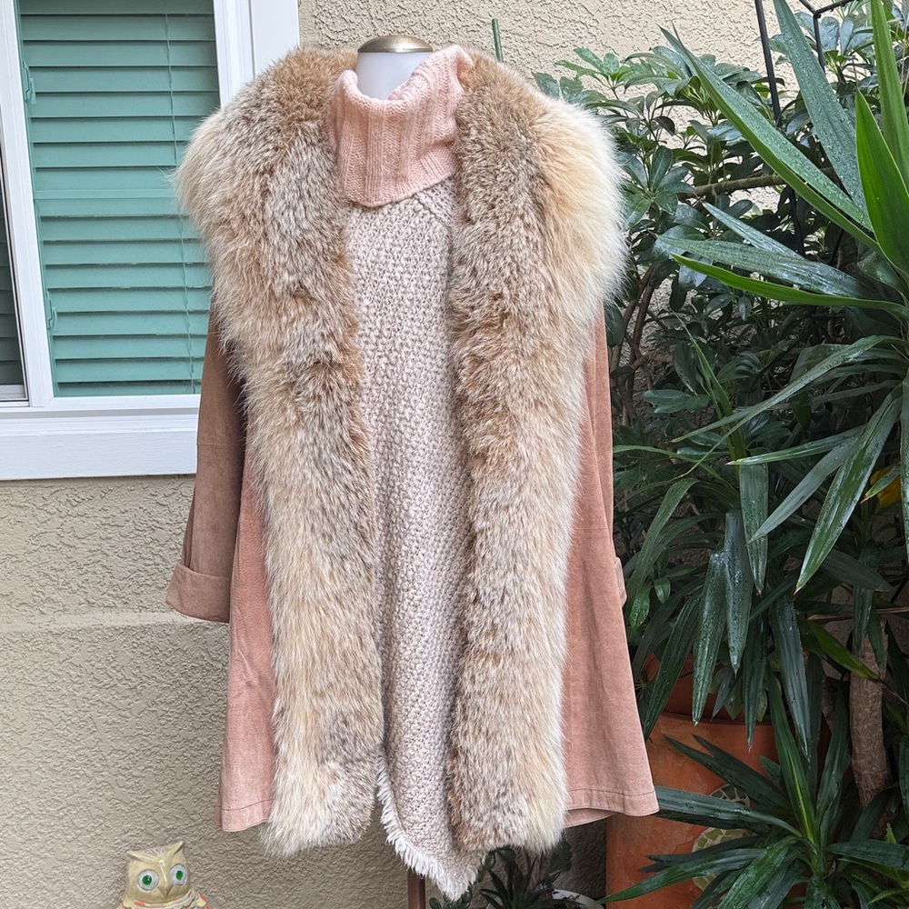 Vintage 80’s Tan Woolf Fur Collar Suede Leather Open Front Coat